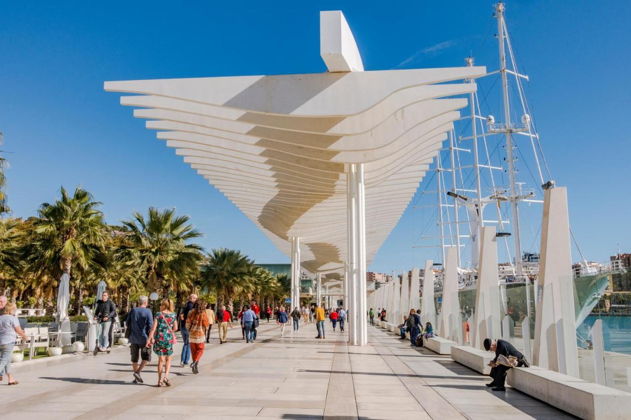 Modern Haven For Urban Explorers By Rems Malaga Bagian luar foto